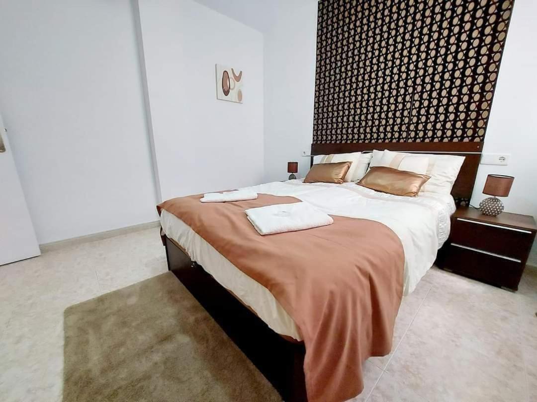 Mira Apartman Торевиеха Екстериор снимка